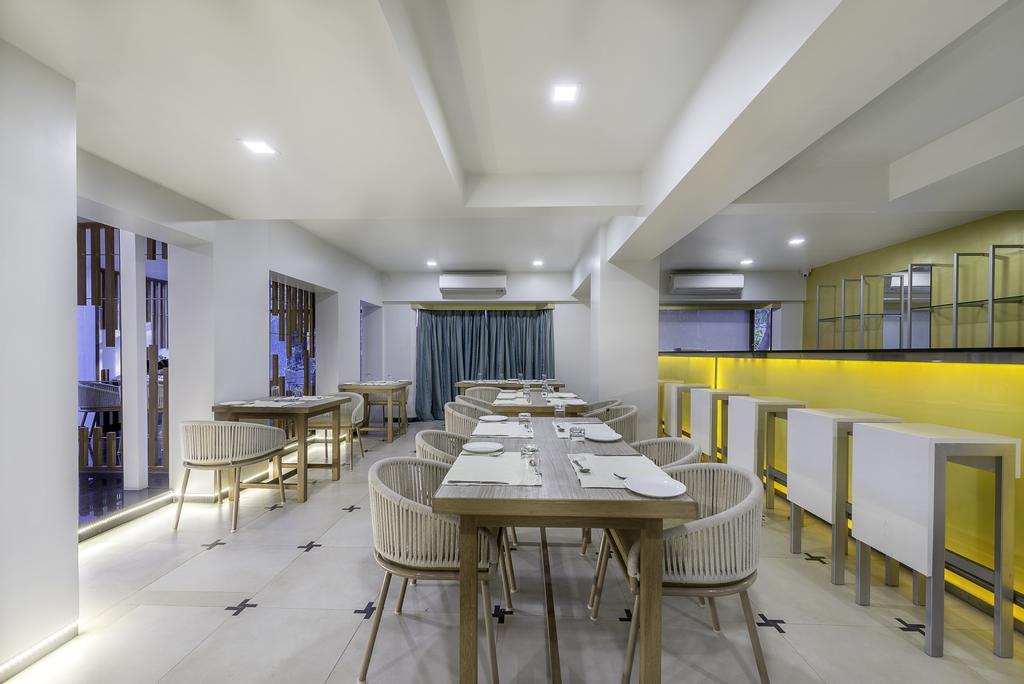 Deccan 8 Pune Exterior photo